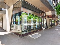1 & 2/846 Bourke Street, Docklands