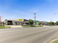 438 Barry Road, Coolaroo