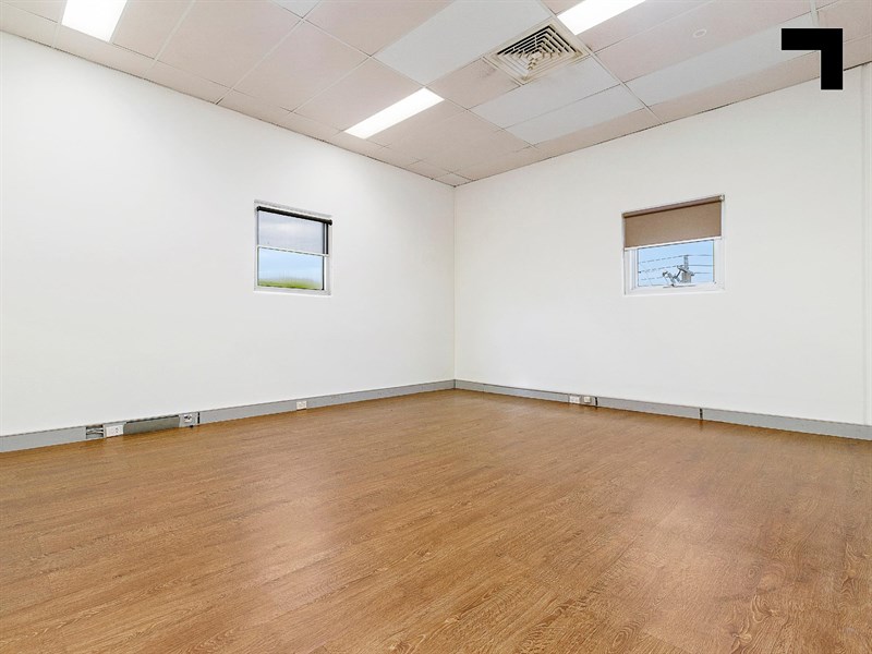 11&12/6-12 South Road, Braybrook