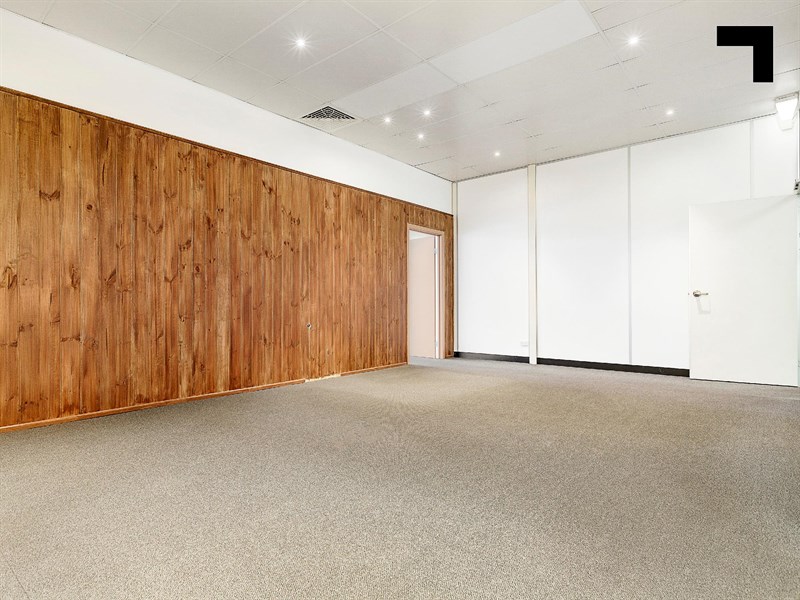 11&12/6-12 South Road, Braybrook