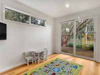 49 Mt Dandenong Road, Ringwood East