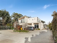 49 Mt Dandenong Road, Ringwood East