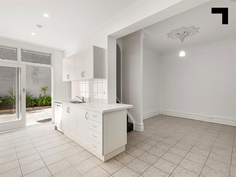 Leased property 46 Dundas Place, Albert Park ID 33690 CVA