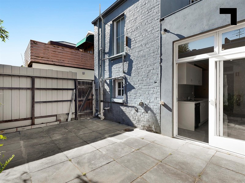 46 Dundas Place, Albert Park