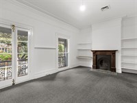 46 Dundas Place, Albert Park