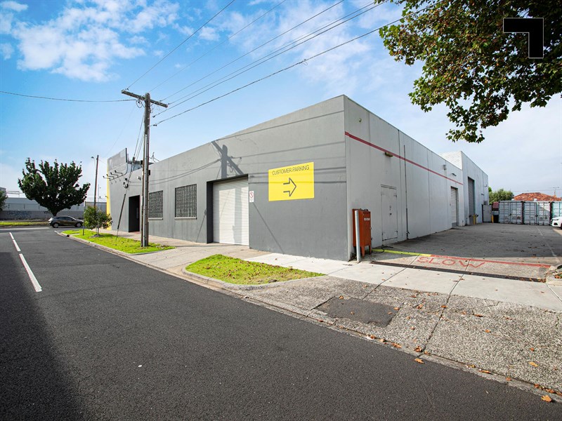 61 Matthews Avenue, Airport West