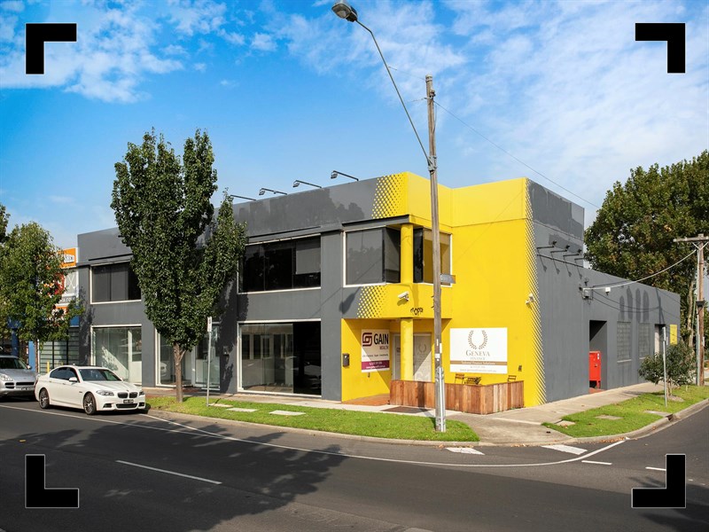 61 Matthews Avenue, Airport West
