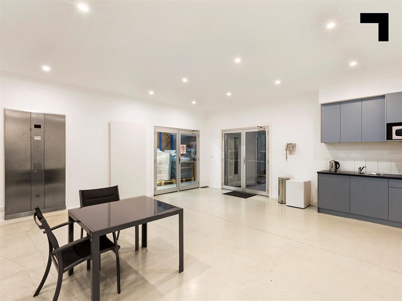 2 & 3/35-37 Canterbury Road, Braeside