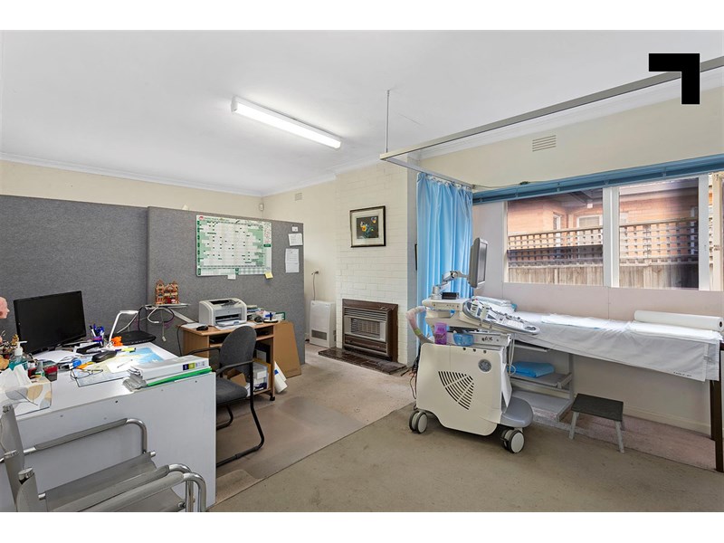 170 Thompsons Road, Bulleen