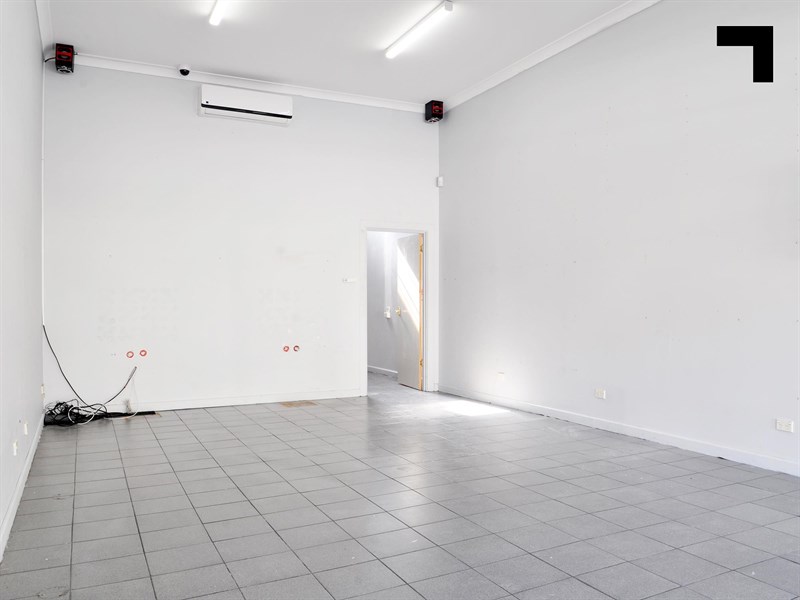 213 Moreland Road, Coburg
