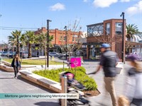 5 Como Parade West, Mentone