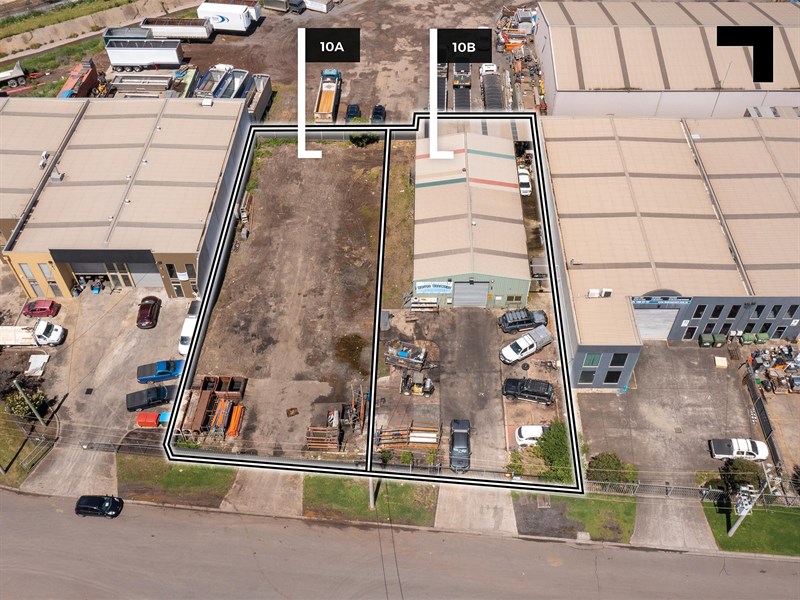 10A/10A & 10B Everaise Court, Laverton North