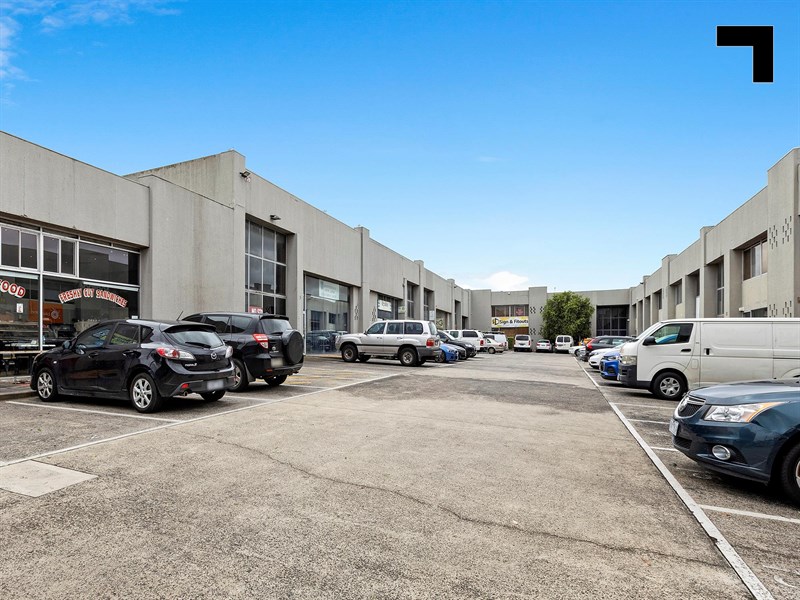 8/1 Bell Street, Preston