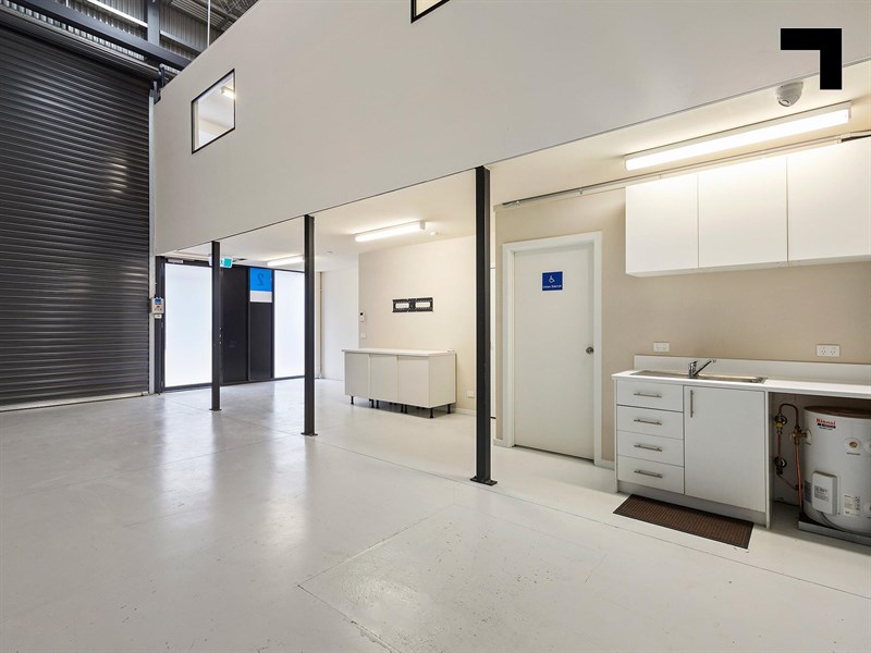 Sold property 2/6A Railway Avenue, Oakleigh ID 38881 CVA