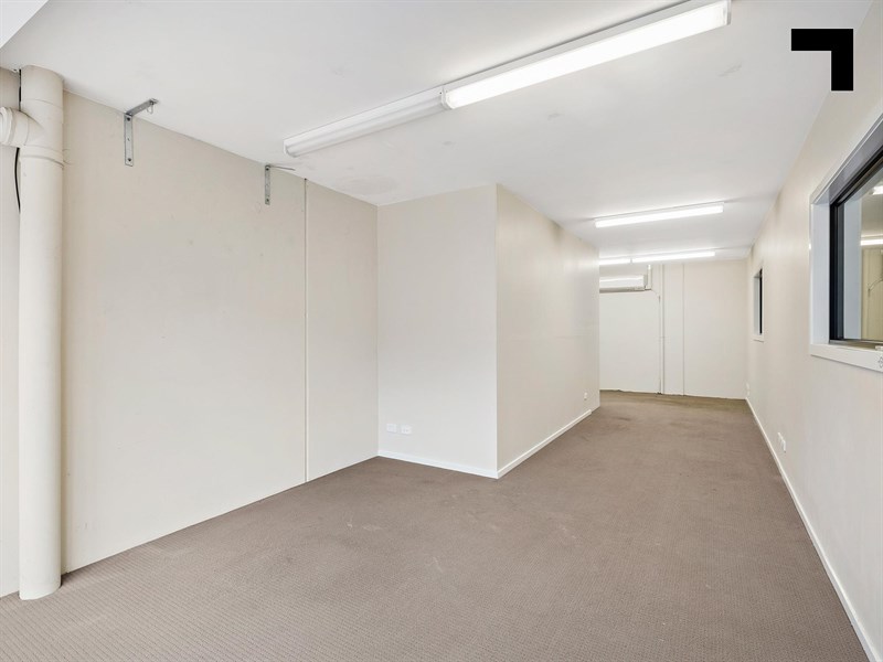 Sold property 2/6A Railway Avenue, Oakleigh ID 38881 CVA
