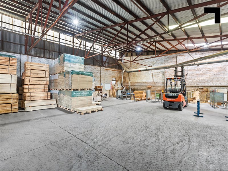 5-7 Webb Road, Airport West