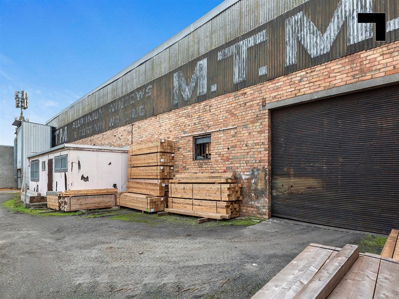 5-7 Webb Road, Airport West