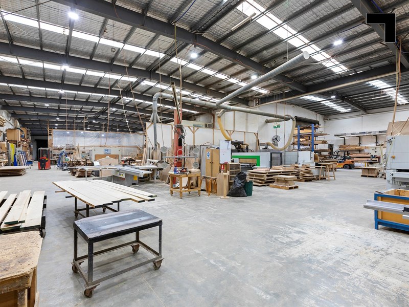 16 Westside Drive, Laverton North