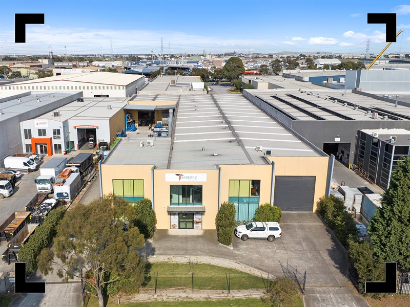 16 Westside Drive, Laverton North