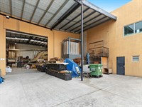 16 Westside Drive, Laverton North