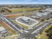 76 Old Geelong Road, Hoppers Crossing