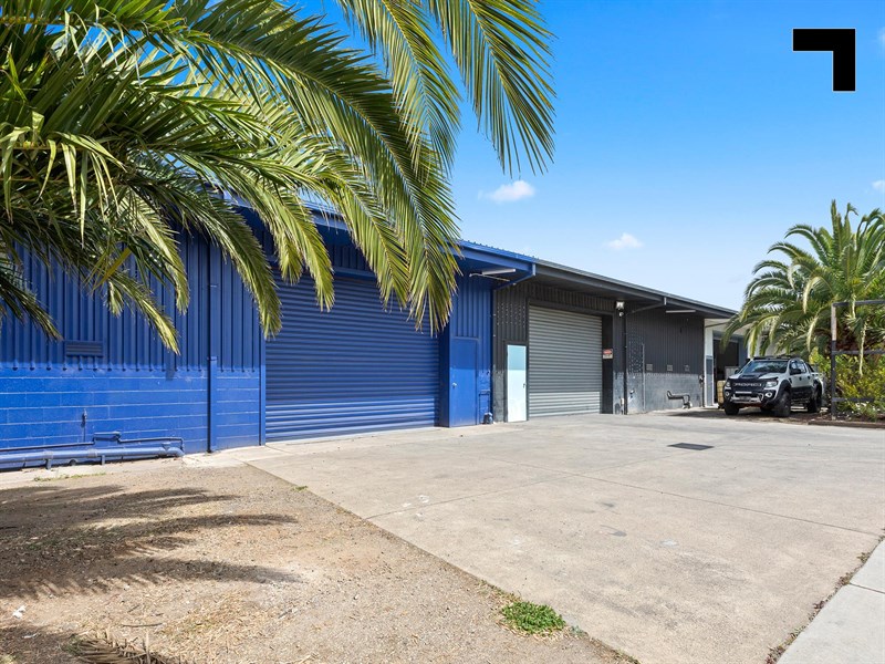 1-5/5-13 Comley Street, Sunshine North
