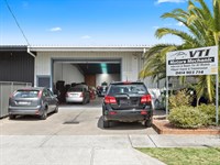 1-5/5-13 Comley Street, Sunshine North