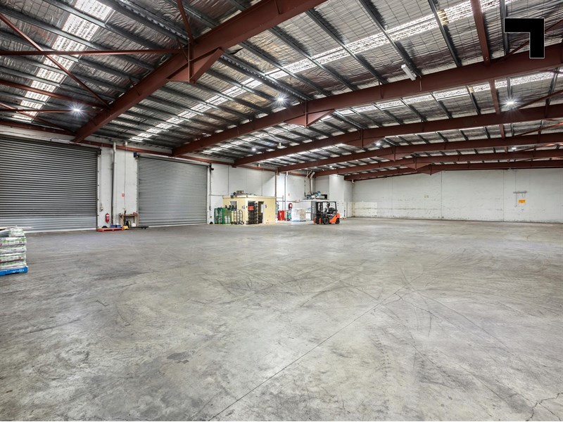 14 International Square, Tullamarine