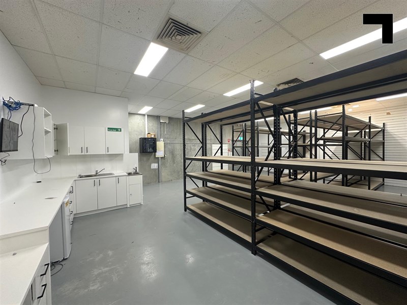 Ground floor and Suite 1/56-60 Old Geelong Road, Hoppers Crossing