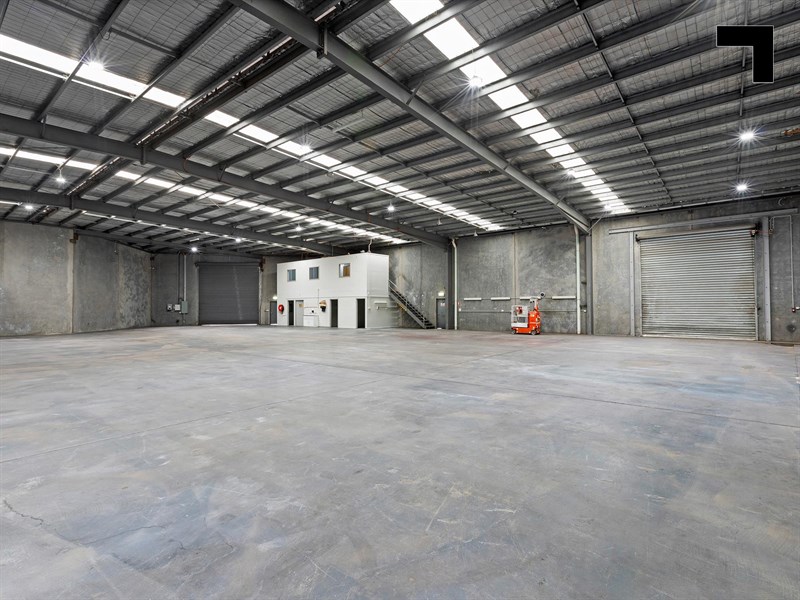 6 & 1/7 Everaise Court, Laverton North