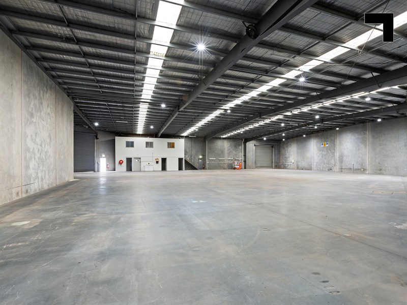 6 & 1/7 Everaise Court, Laverton North