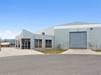 6 & 1/7 Everaise Court, Laverton North