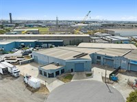 6 & 1/7 Everaise Court, Laverton North