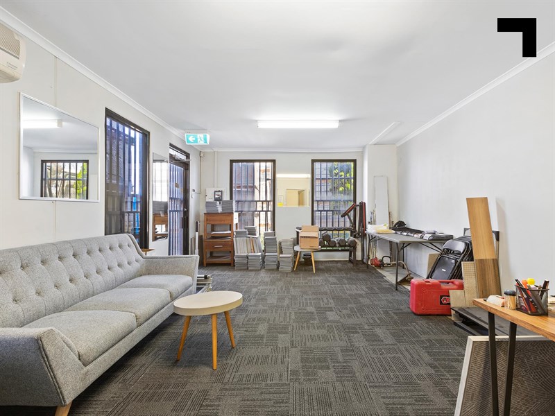 190A Holt Parade, Thomastown