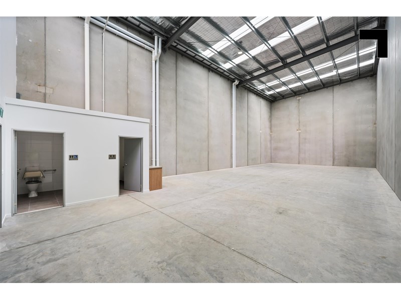 8B Margaret Street, Oakleigh