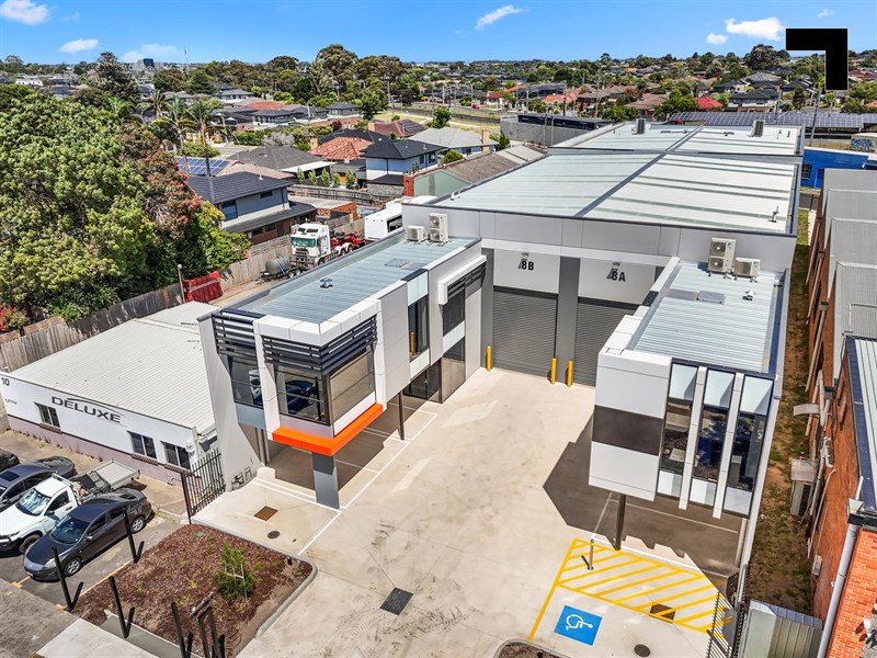 8B Margaret Street, Oakleigh