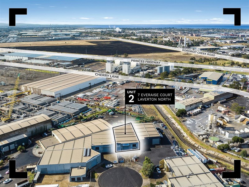 2/7 Everaise Court, Laverton North