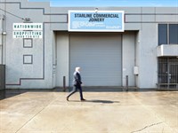 2/7 Everaise Court, Laverton North