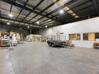 2/7 Everaise Court, Laverton North