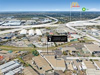 2/7 Everaise Court, Laverton North