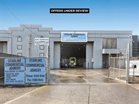 2/7 Everaise Court, Laverton North