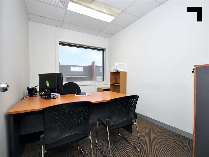 1/1 Clelland Road, Brooklyn