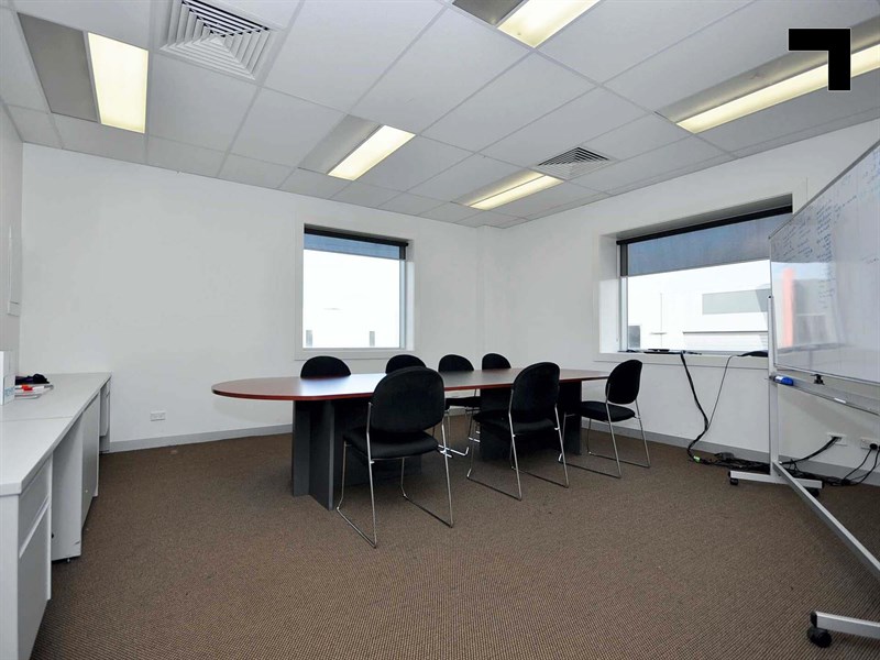 1/1 Clelland Road, Brooklyn