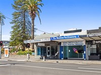 3 Como Parade West, Mentone