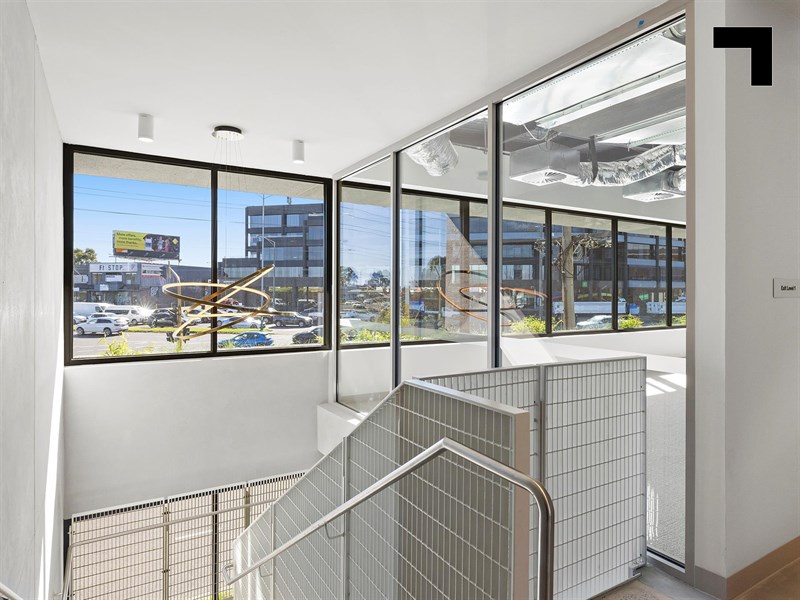 352 South Road, Hampton East