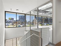 352 South Road, Hampton East