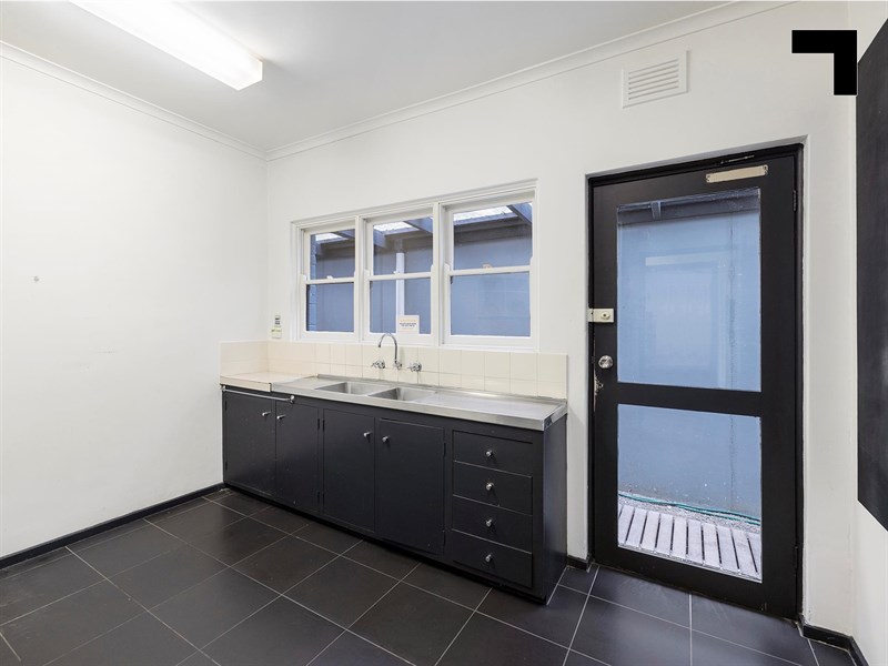 96-98 Bluff Road, Black Rock