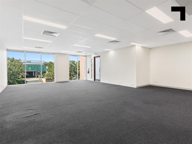 1B/4 Rocklea Drive, Port Melbourne