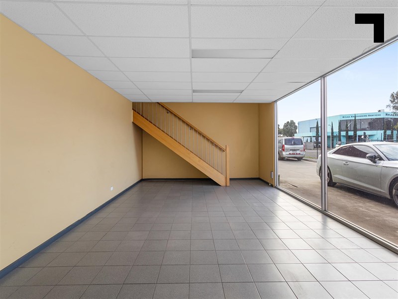2 & 5/53 Elm Park Drive, Hoppers Crossing