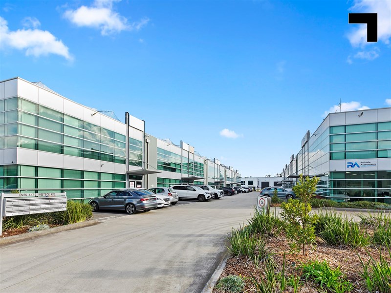 2/3 Westside Avenue, Port Melbourne
